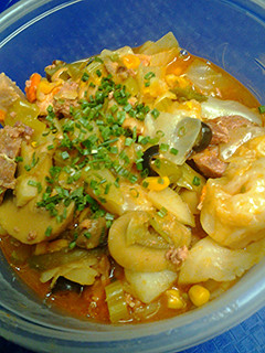 A picture of The kitchen sink soup.