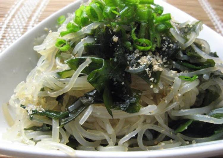 Steps to Prepare Favorite Shirataki Noodles and Wakame Seaweed with Garlic Ponzu Sauce