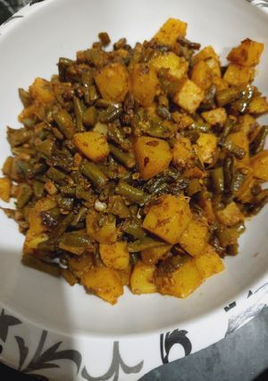 A picture of Beans potato sabzi.
