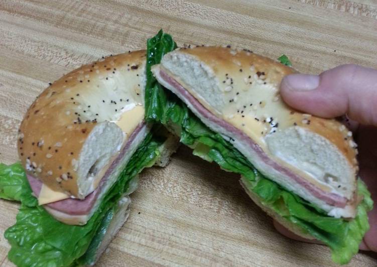 Recipe of Any-night-of-the-week Everything Bagel Sammie!