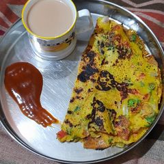 A picture of Besan chilla.