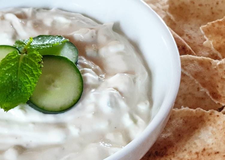 Steps to Make Favorite Salsa Tzatziki 🥒🥗