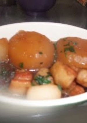 A picture of Simmered Daikon Radish and Pork Belly.