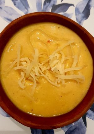 Una foto de Sopa crema de zapallo y choclo