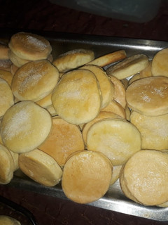 Una foto de Galletitas rendidoras!!! Para el mate ❤
