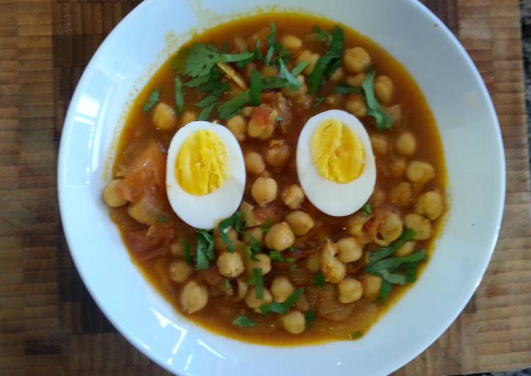 Simple Way to Prepare Award-winning Chick Peas and Boiled Eggs