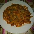 Macarrones con carne y salsa de tomate
