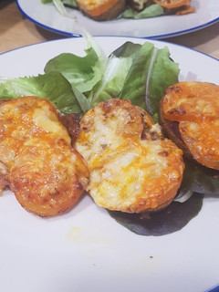 Una foto de Tostadas gratinadas
