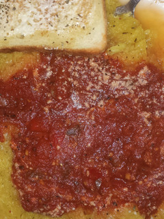 A picture of Speghetti...squash.