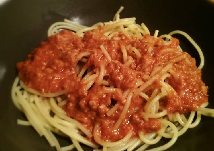 Recipe of Speedy Sugo al tonno - Tuna pasta sauce