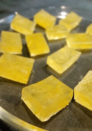 A picture of Fizzy Yuzu Tea & Soda Gummies.