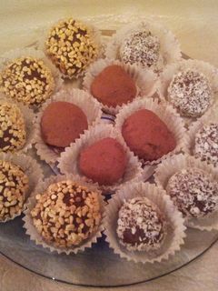 A picture of Rum truffles.