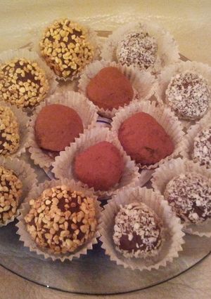 A picture of Rum truffles.