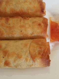 Una foto de Rollitos de primavera de pollo y verdura en Airfryer