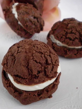 Recipe Bitter Sweet Cocoa Shortbread Cream Puffs the So Delicious Can spoil the tongue