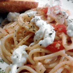 A picture of Bruschetta Spaghetti.
