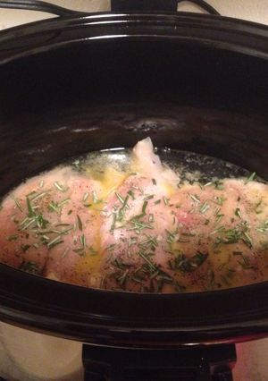 A picture of Slow Cooked Garlic & Rosemary Chicken.
