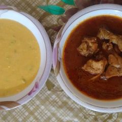 A picture of Chicken and kadhi salan pathan cultural recipe.