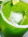 2 Minutes Refreshing Mint Lemonade