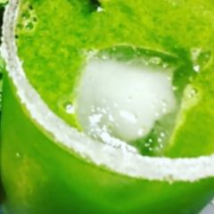 A picture of 2 Minutes Refreshing Mint Lemonade.