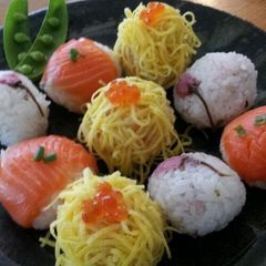 A picture of Temari Sushi for a Cherry Blossom Party or Hina-matsuri Girls' Day.