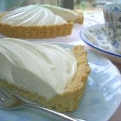 A picture of Rich and Crispy No-bake Cheesecake Tart.