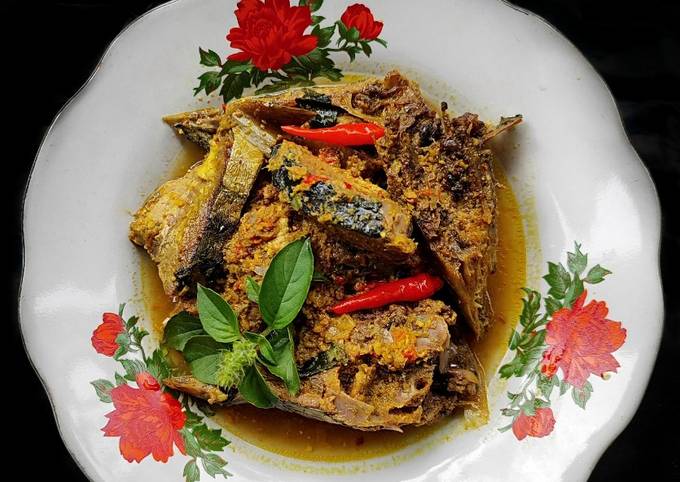 Resep Pallumara Kepala Ikan Tongkol Oleh Lienda Cookpad