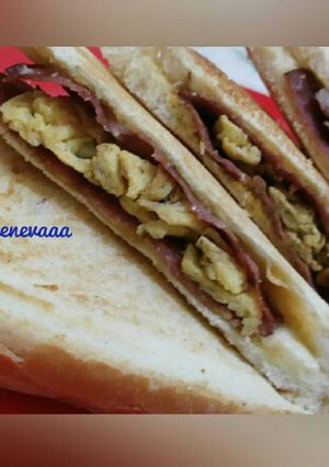 Foto resep Calzone Roti Tawar ala Paparon's 🍕