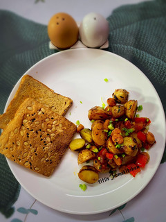 A picture of Baby Potatoes Hash.