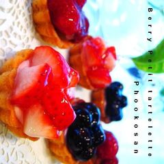 A picture of Triple Berry Mini Cheesecake Tarts.
