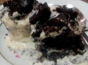 A picture of Oreo no baked icebox cake.