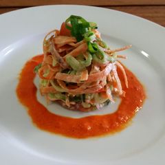 A picture of Raw vegetable pasta.