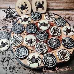 A picture of Spiderweb Choco Biscuits.