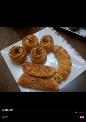 صورة لوصفة فطاير ميكس جبن ورومى مدخن