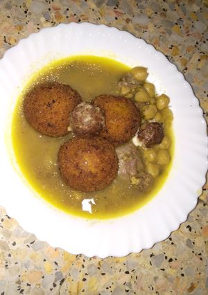 صورة لوصفة سفيرية باللحم ولا ألذ 😋😋😋♥️