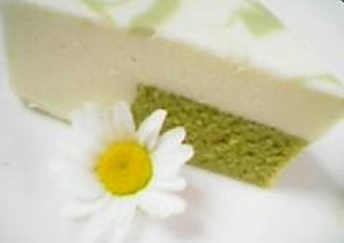 Great As A Gift Matcha Marbled Unbaked Cheesecake