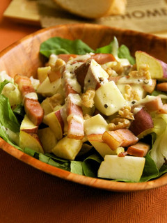 A picture of Autumn Salad with Sweet Potato and Apple.