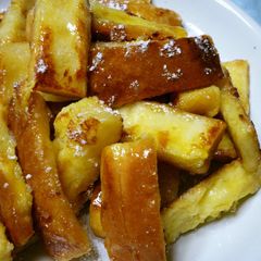 A picture of French Toast Snacks with Bread Crusts.