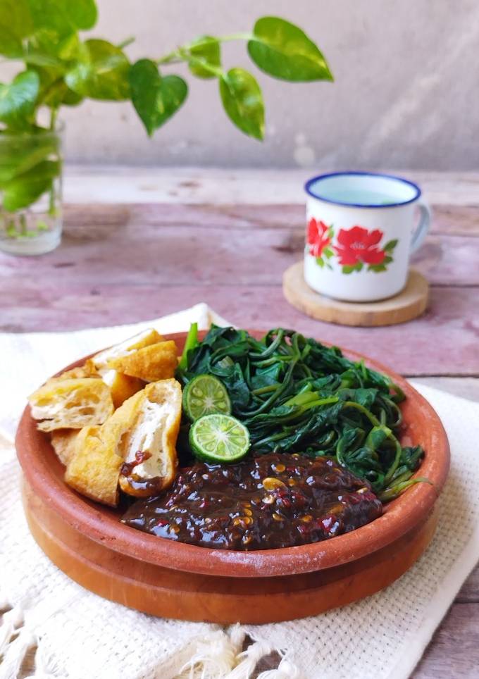 Resep Petis Kangkung khas Semarang oleh Dina_Khansa - Cookpad