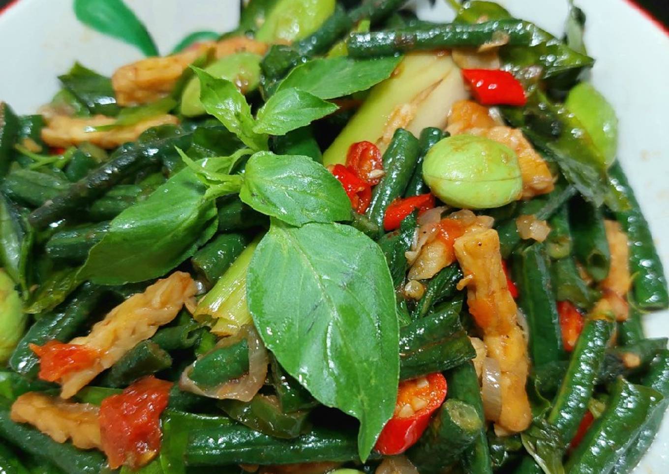 256. Tumis kacang panjang,tempe daun so, kemangi