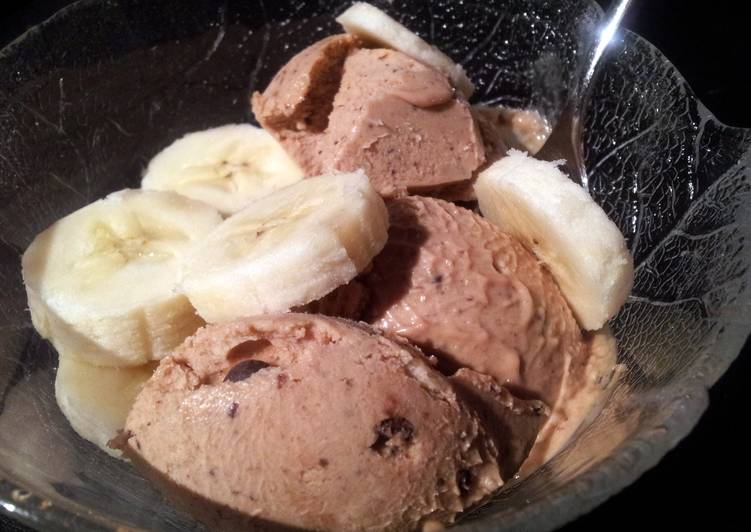 Recipe of Ultimate Peanut butter ice cream