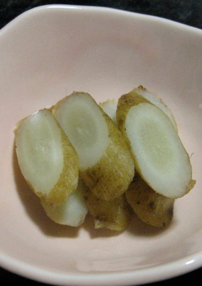 A picture of Macrobiotic: Burdock Root Simmered with Umeboshi.