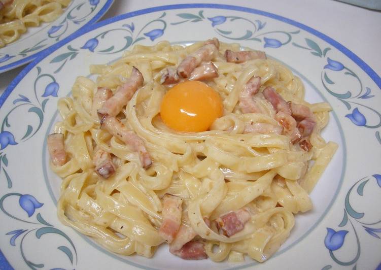 Recipe of Speedy Italian Cuisine at Home! Creamy Spaghetti Carbonara