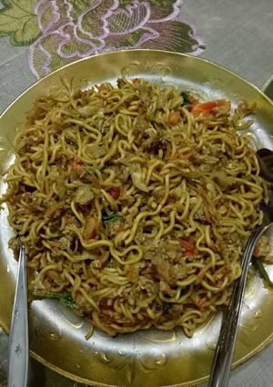 Foto resep Mie tumis sayur telur