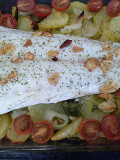 Una foto de Bacalao fresco en tartera 🐟
