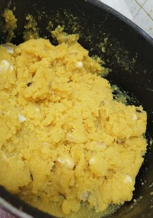 A picture of Sooji Halwa.