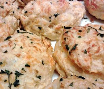 Popular Cuisine Red Lobster Cheddar Bay Biscuits  NOT BISQUICK Home Style