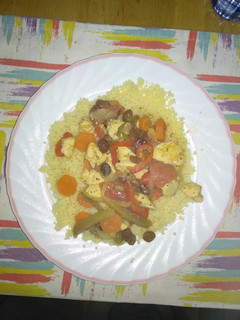 Una foto de Cuscús con pollo a las hierbas provenzales
