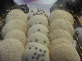 کلوچه کنجدی