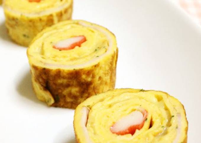 Simple Way to Make Quick For Bentos: Crab Stick Tamagoyaki Flavored with Soup Stock and Mayonnaise